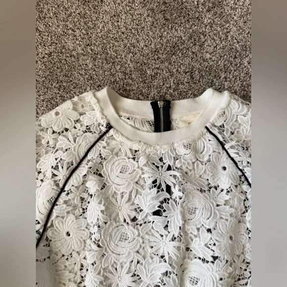 Anthropologie Maeve lace long sleeve white top black cuffs Small SO CUTE! Zipper - Picture 4 of 12